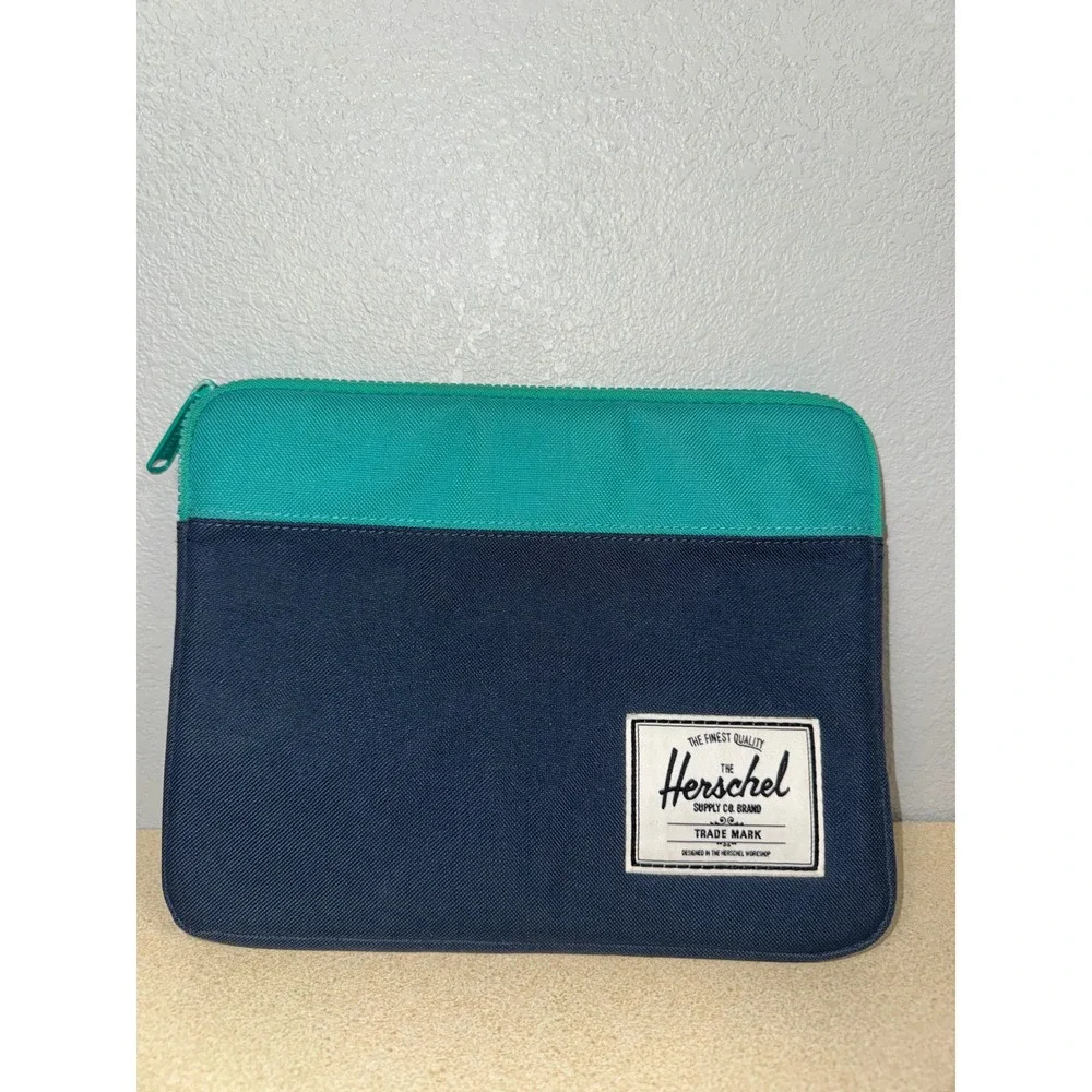 Herschel Supply‎ Co Anchor Laptop Sleeve Navy Teal Two Tone Padded Case 10.5x8